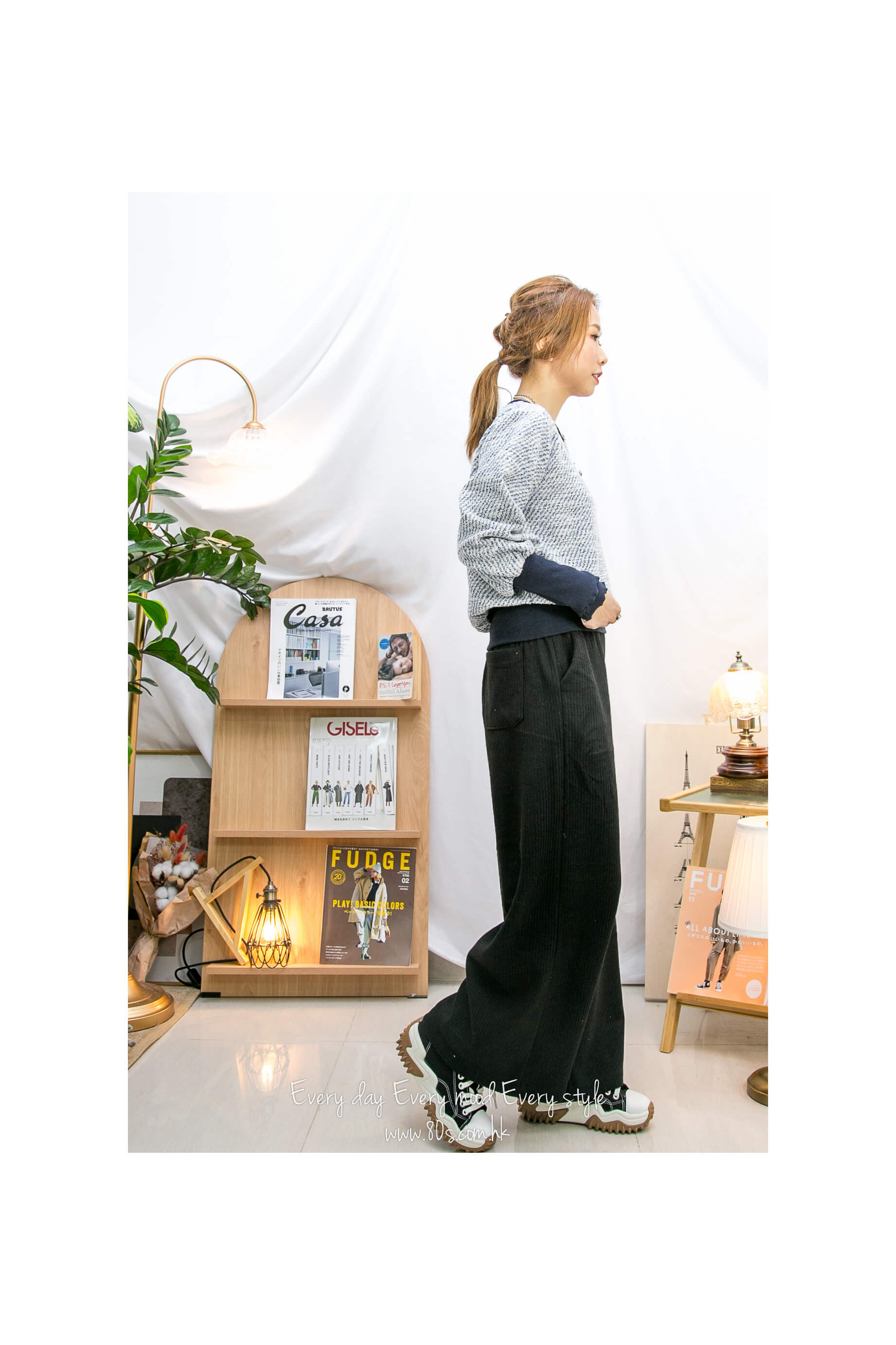 2215-1203- 隨意感 - 橡根腰束繩 ‧ 兩側袋 ‧ 坑紋絨絨料闊褲 (韓國)  